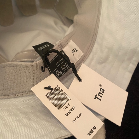 TNA brand logo bucket hat trendy - Picture 3 of 5